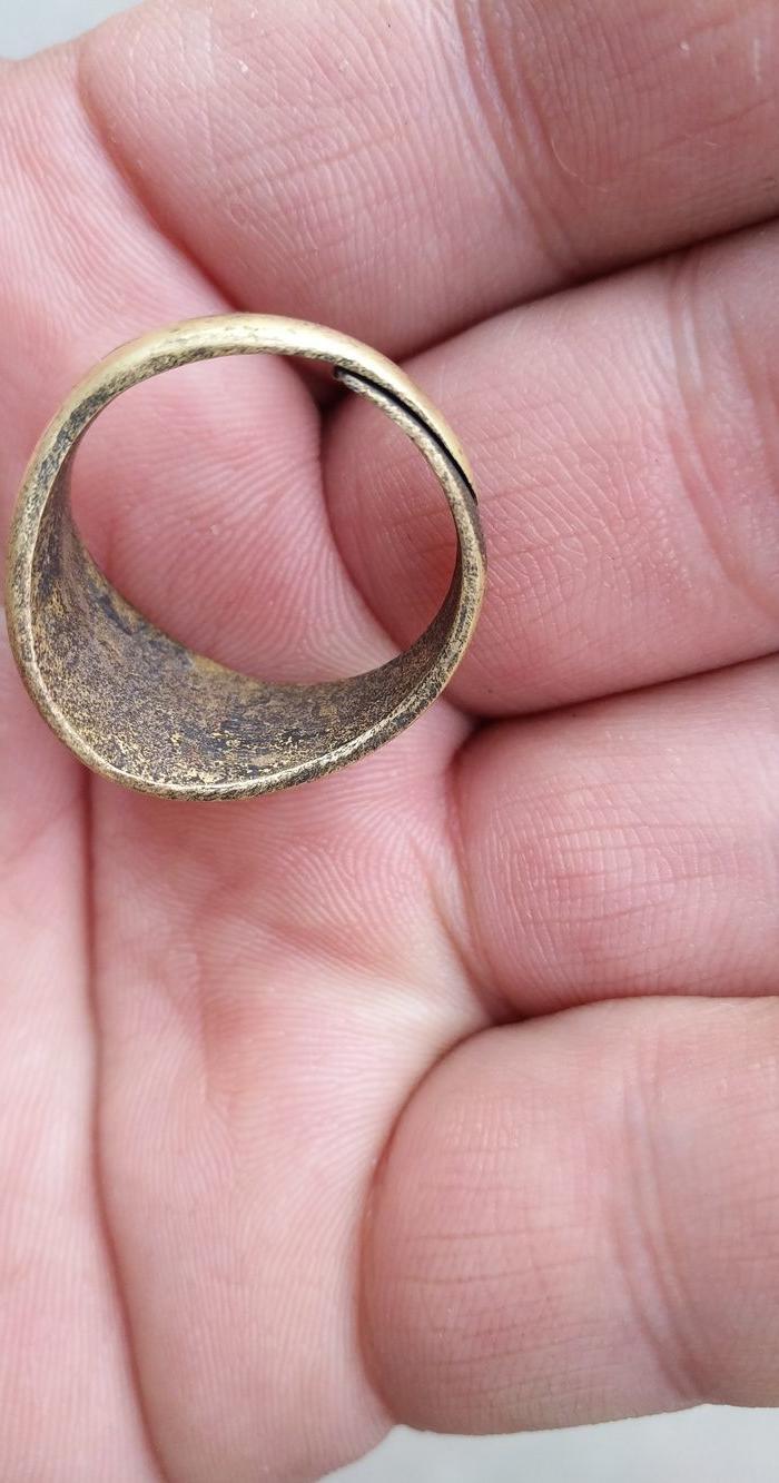 民国老戒指一个
