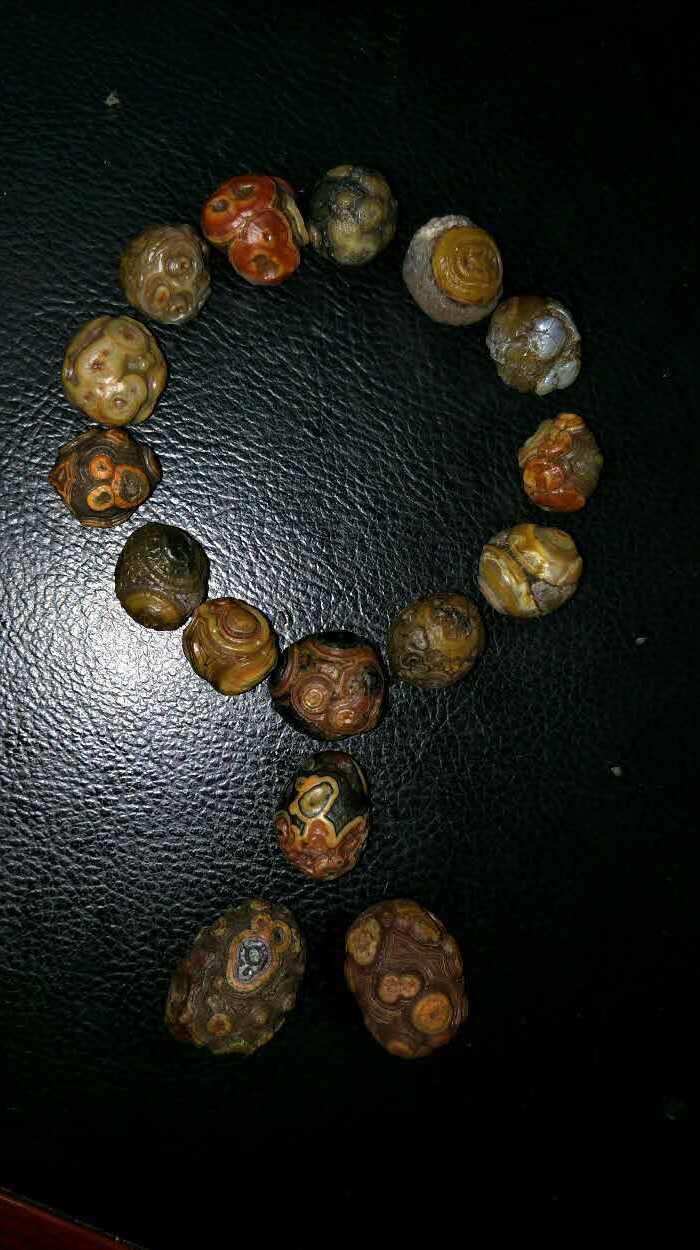 极品眼睛石手串