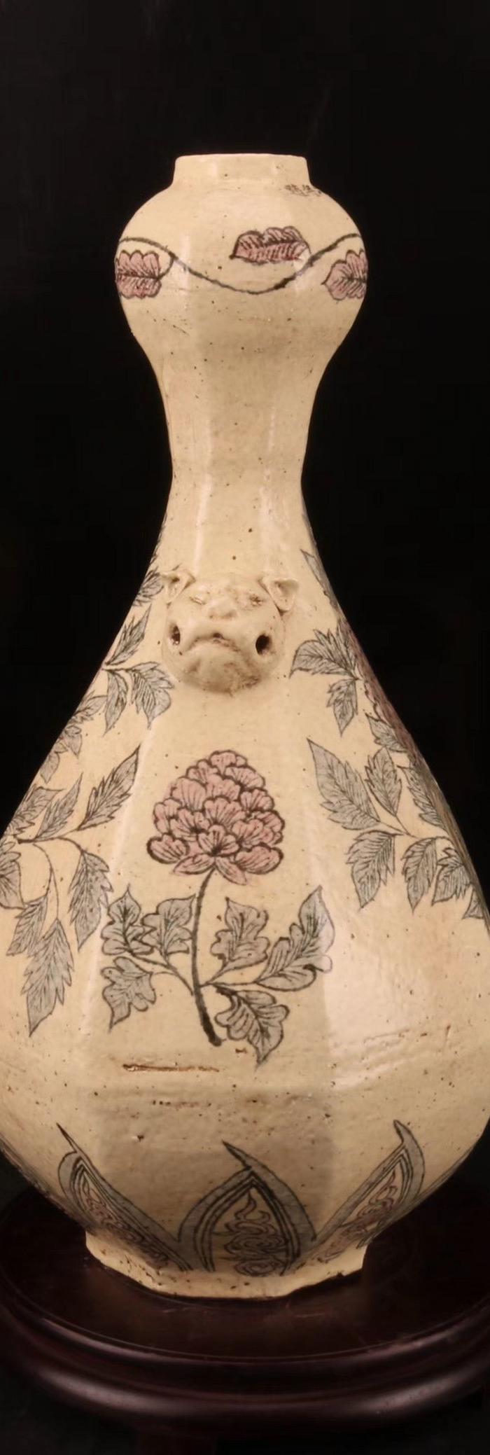 唐开元花卉蒜头瓶 高51cm最大直径25cm底13cm