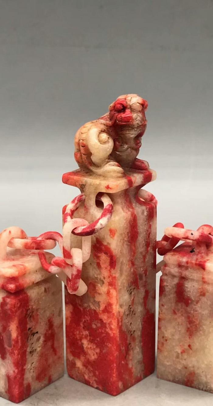 清代鸡血石印章一套