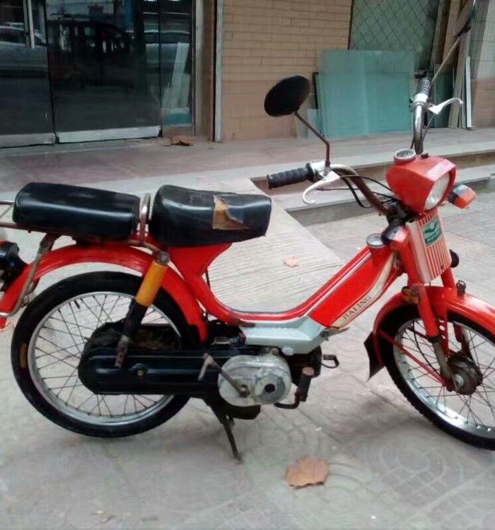 90年代嘉陵摩托车