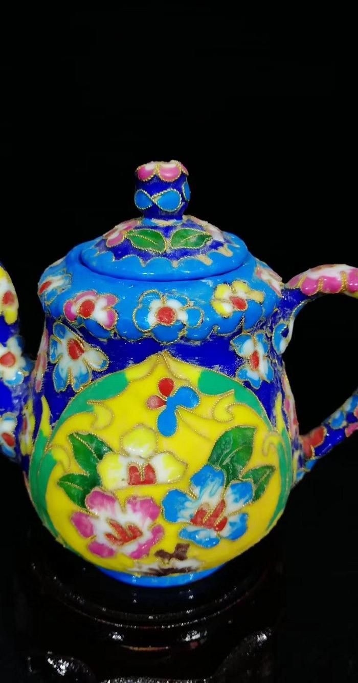 明成花掐丝珐琅茶具