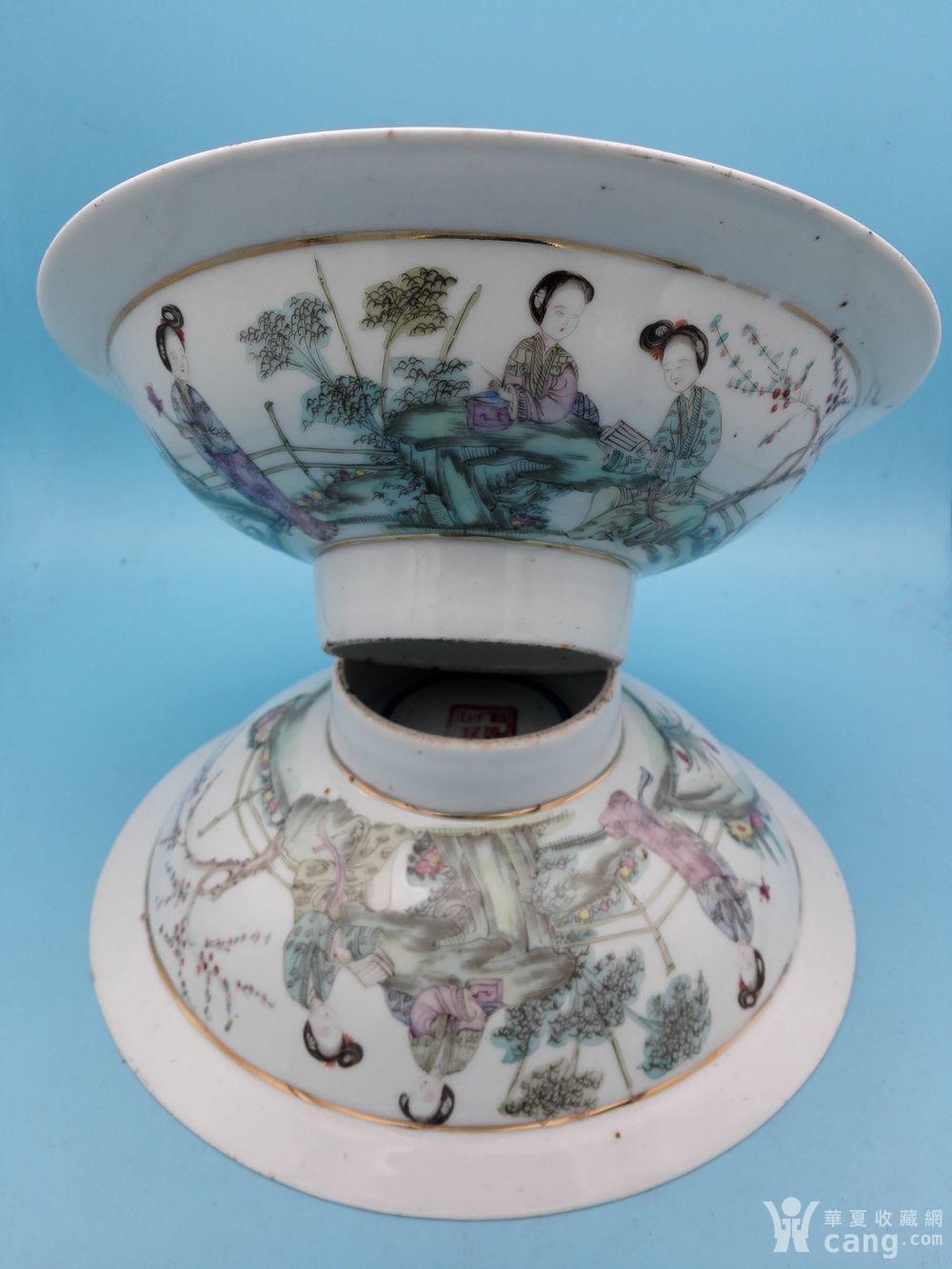 民国名家汪同顺作浅降彩美色清华纹大号高足贡碗一对