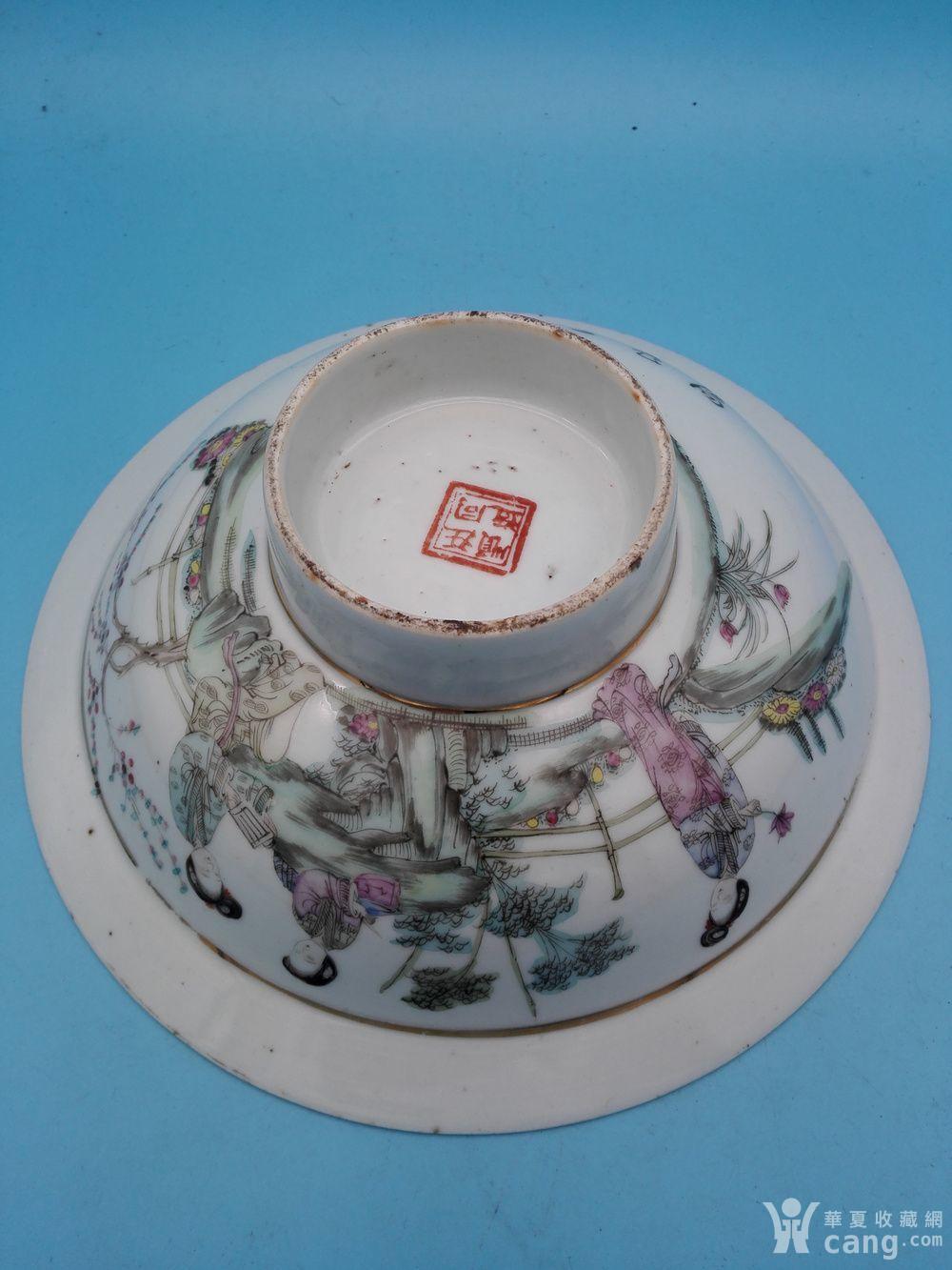 民国名家汪同顺作浅降彩美色清华纹大号高足贡碗一对