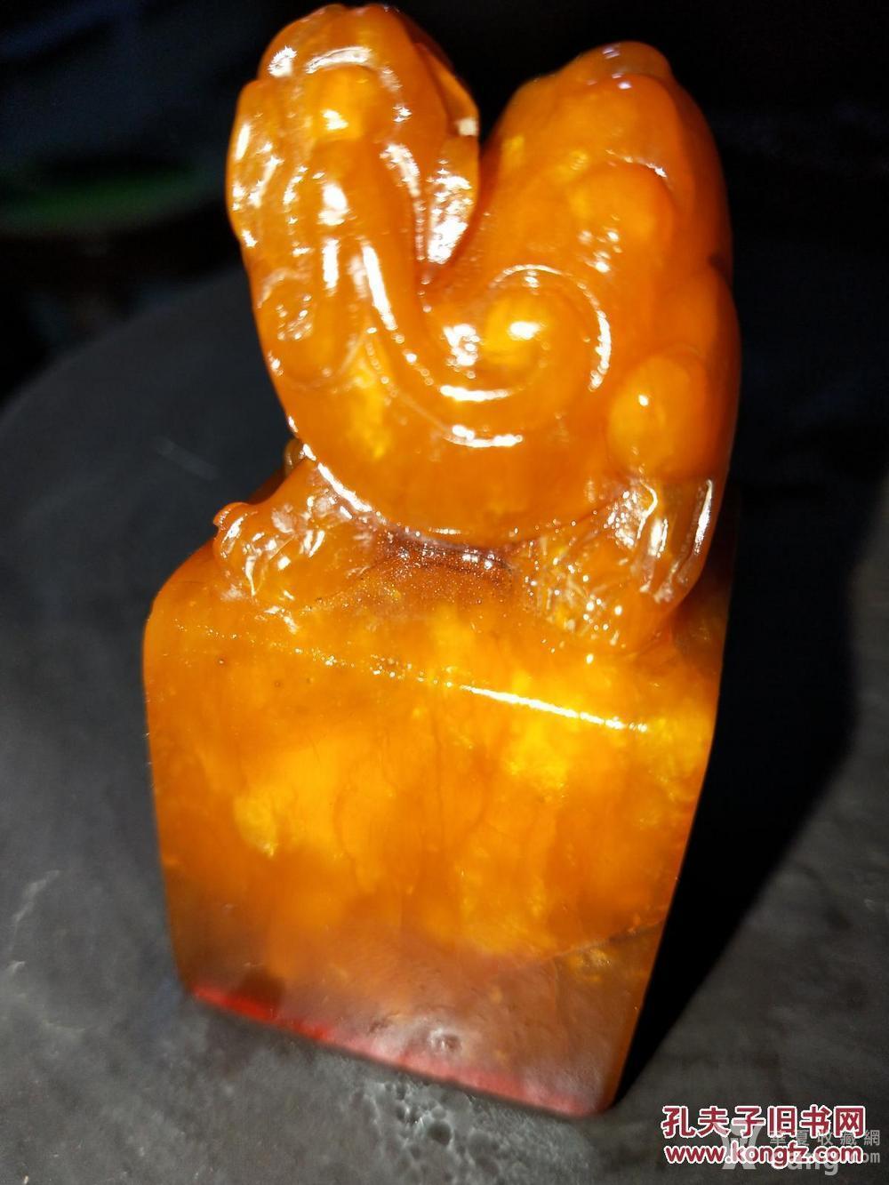 清代老田黄石印章 周让之 款 尺寸7x4cm重242克