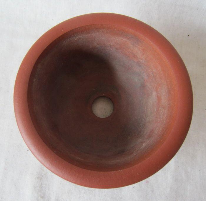 竹岩刻人物纹紫砂花盆