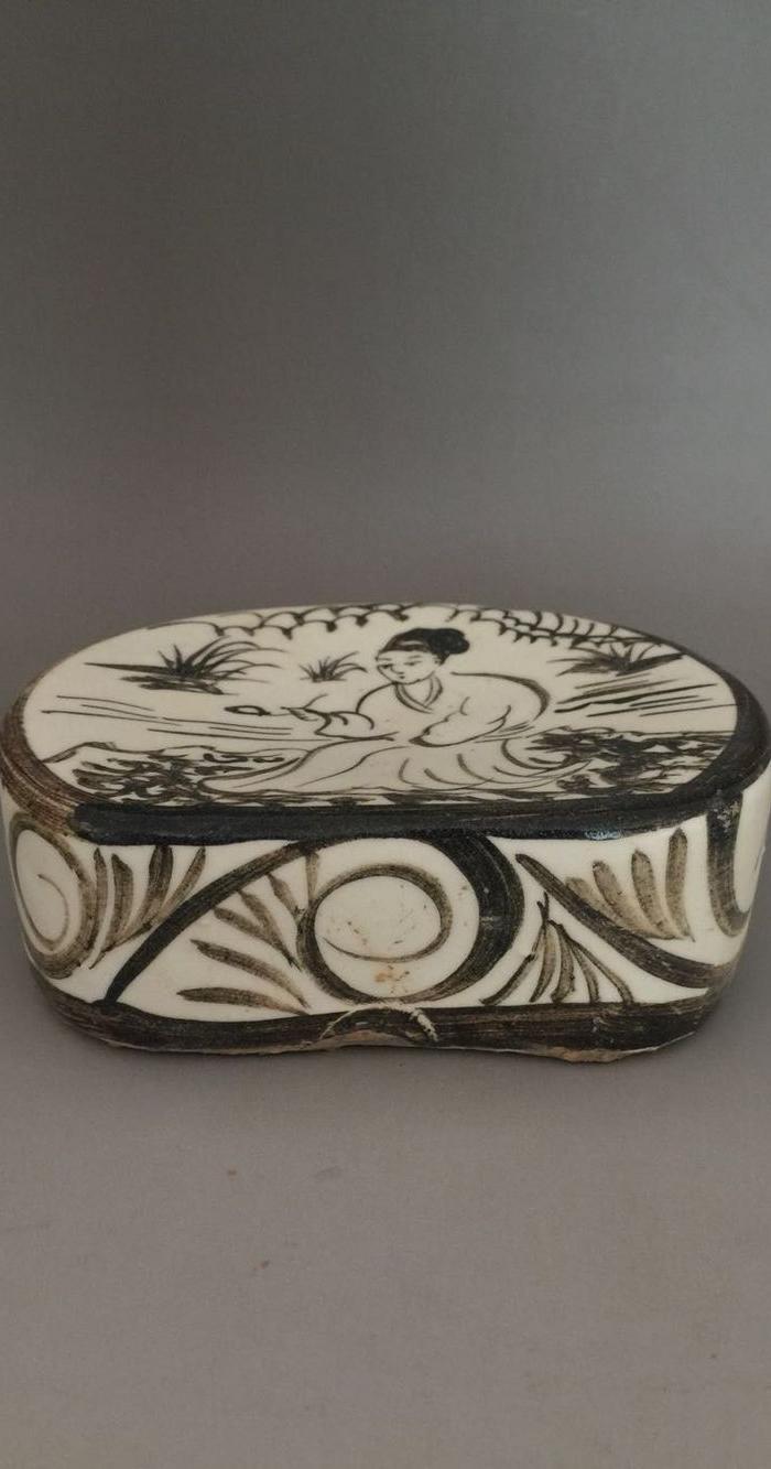 磁州窑人物脉枕