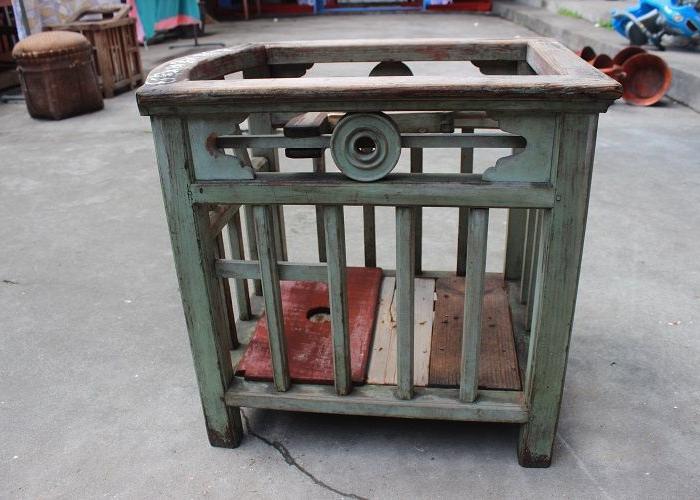 民俗老旧家具老式婴儿站椅儿童椅农家乐摆设复古会展装饰民宿装饰