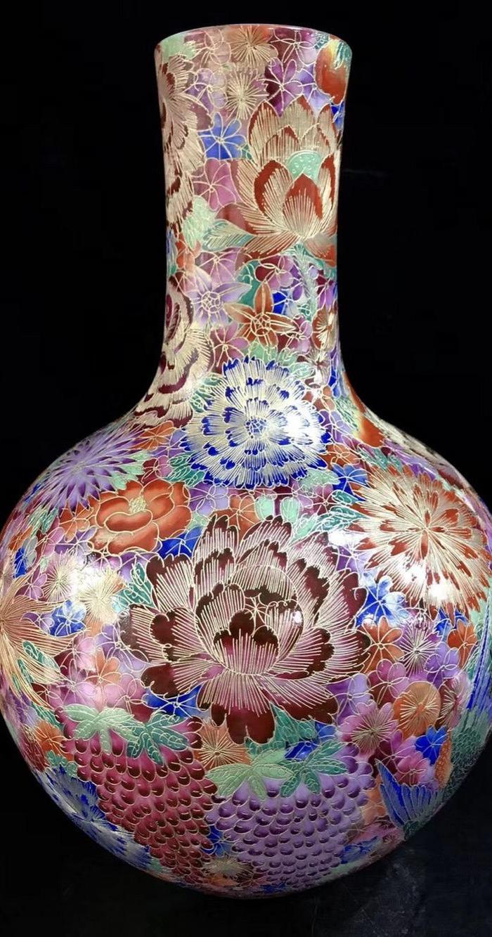 清代本金珐琅彩掐金丝龙凤纹天球瓶一对 40.5x24