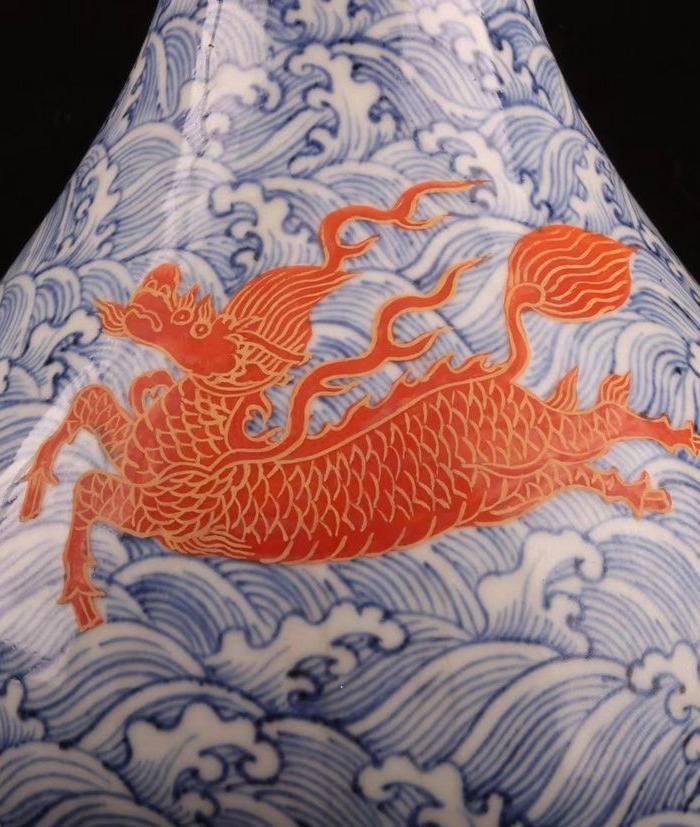 宣德海水海兽纹蒜头瓶 高34cm最大直径16cm底10cm