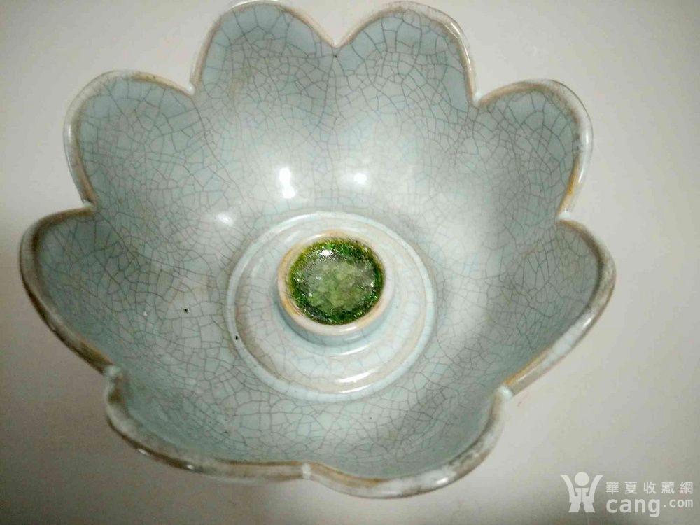 宋代冰裂瓷莲花瓷碗