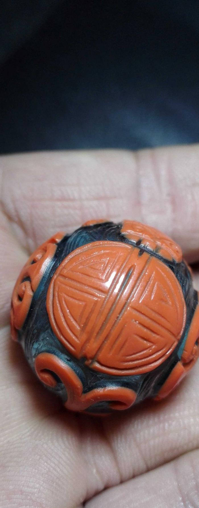 精致老琉璃大珠子