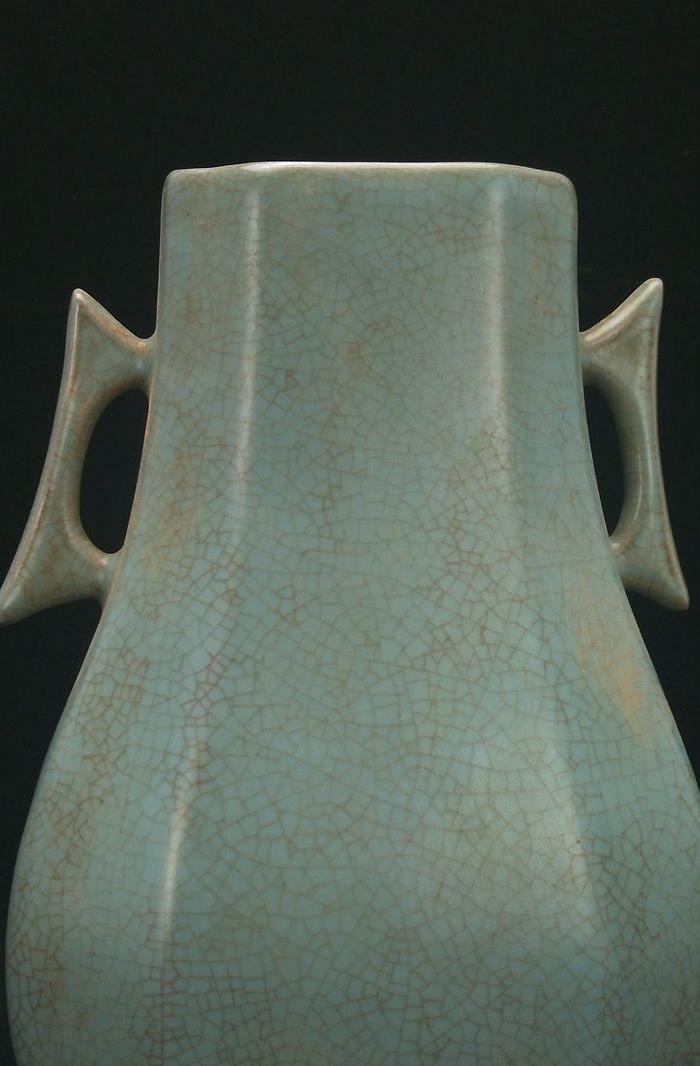 汝窑方口双耳瓶