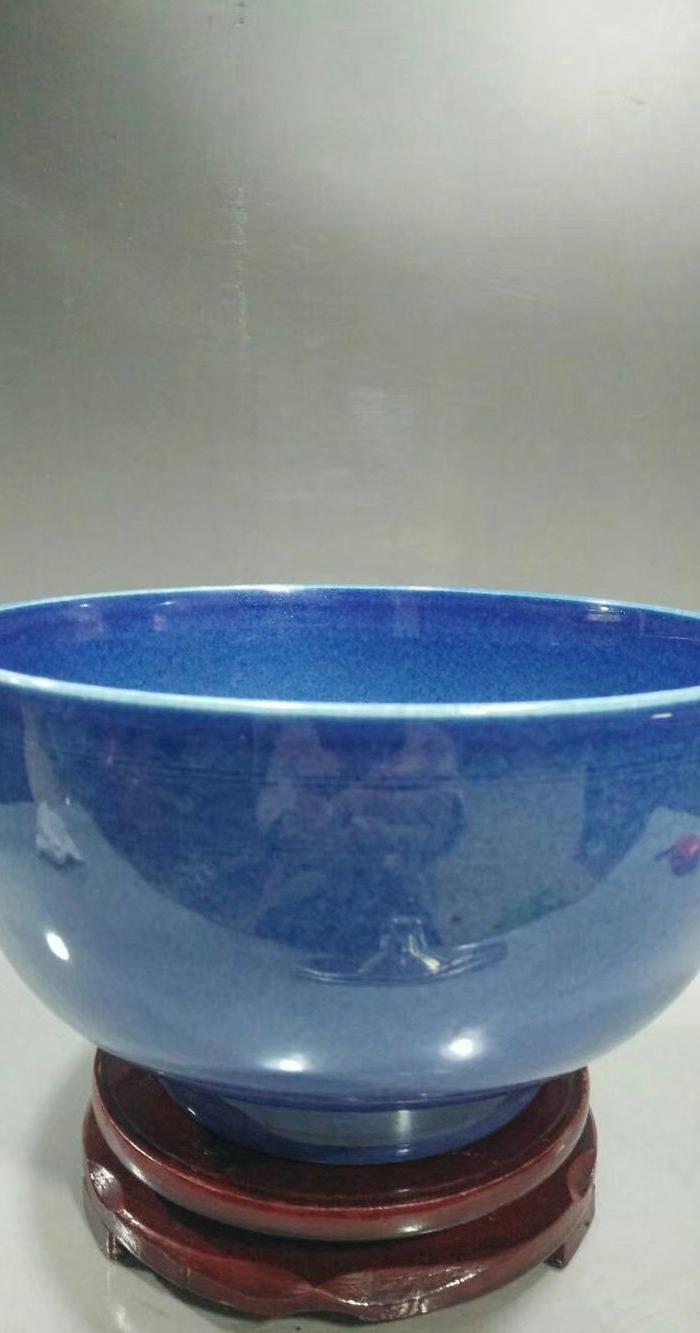 明代霁蓝釉碗