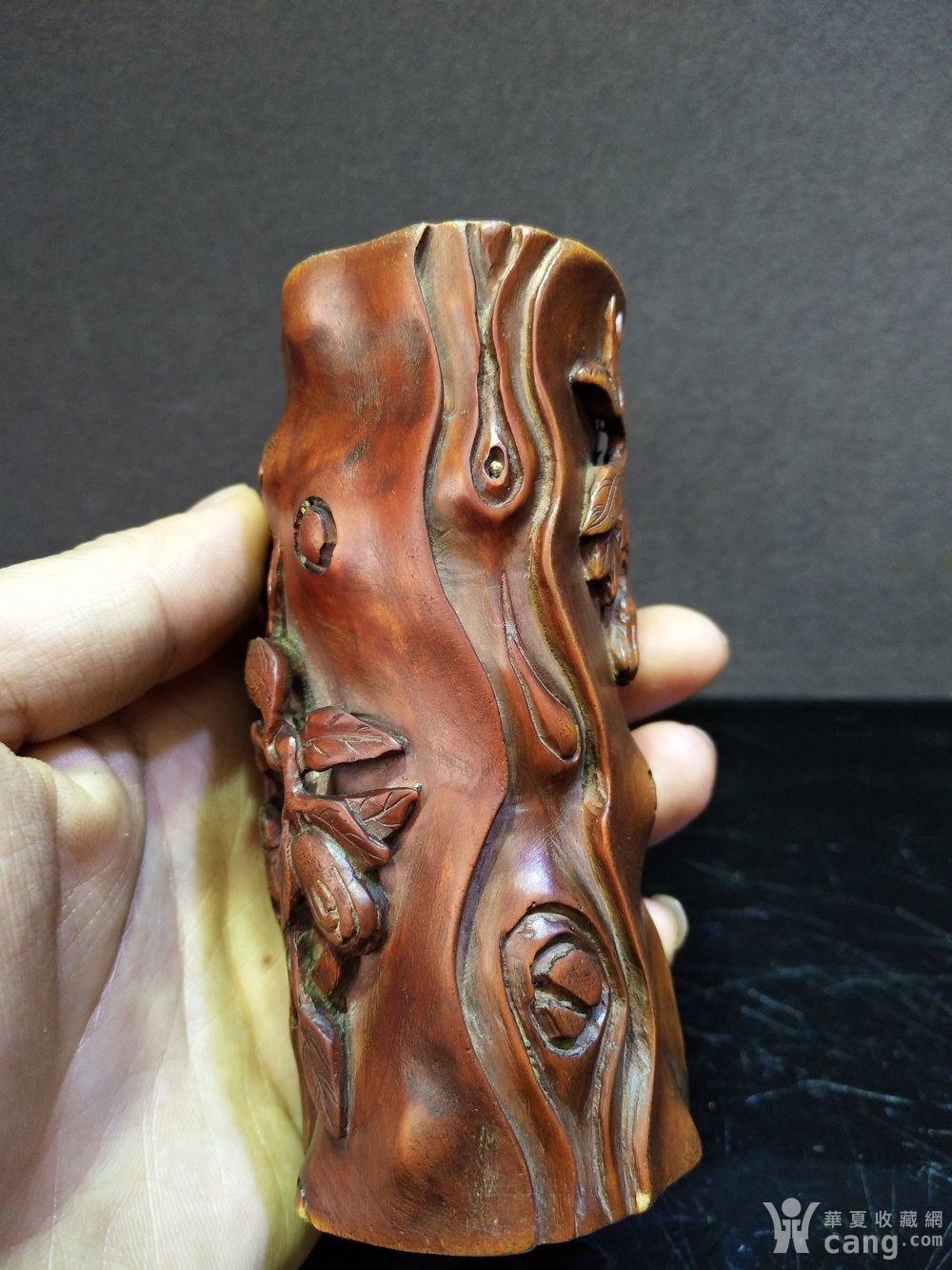 老黄杨木雕刻梅花笔筒