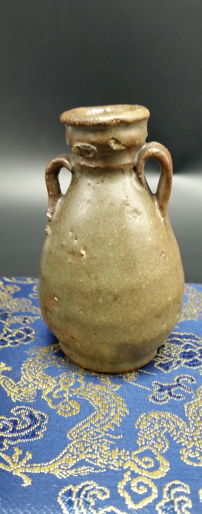 元代茶叶末釉双系瓶