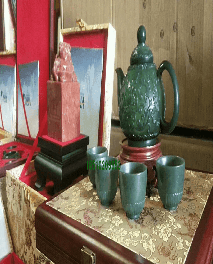 2018博鳌国礼 《博鳌徽宝》 至尊版和田白玉 寿山石