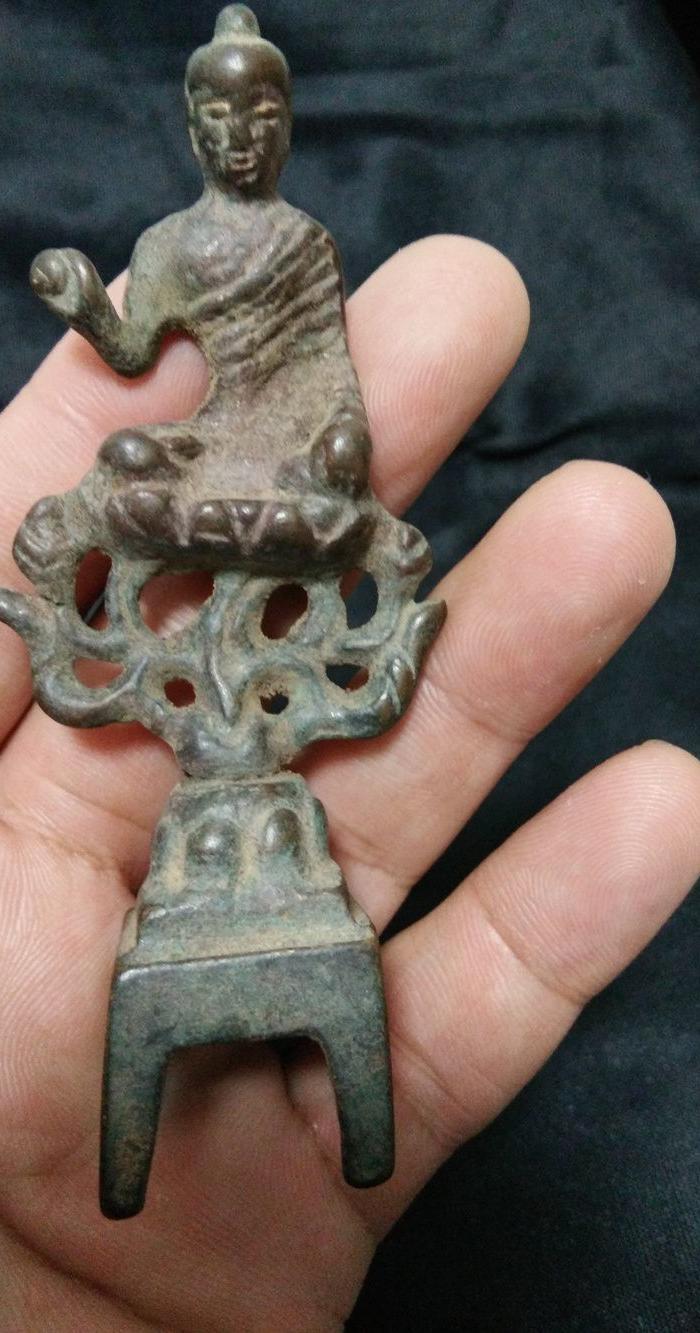 liao 青.铜板凳佛 佛祖