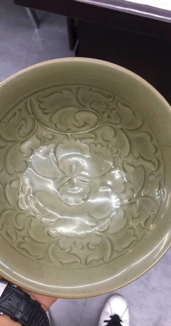 耀州窑花卉斗笠碗