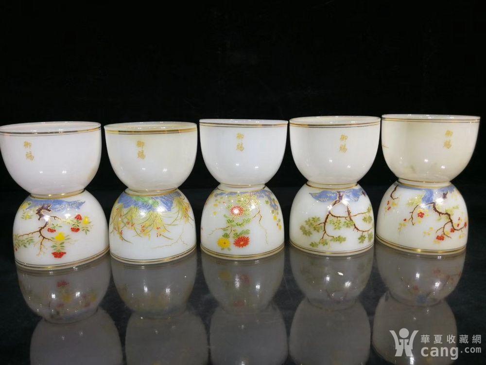 明成化多子款琉璃十二花神杯