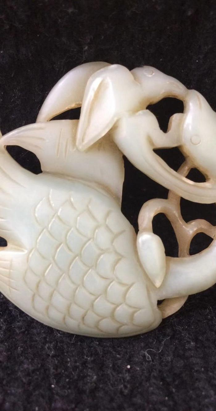 和田海东青捕天鹅玉佩