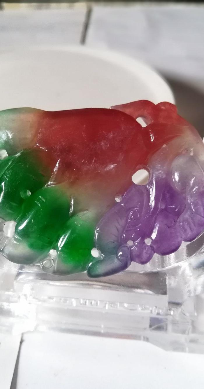 天然五彩翡翠项坠