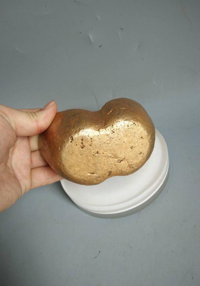 少见的清代乾隆三十两老金元宝