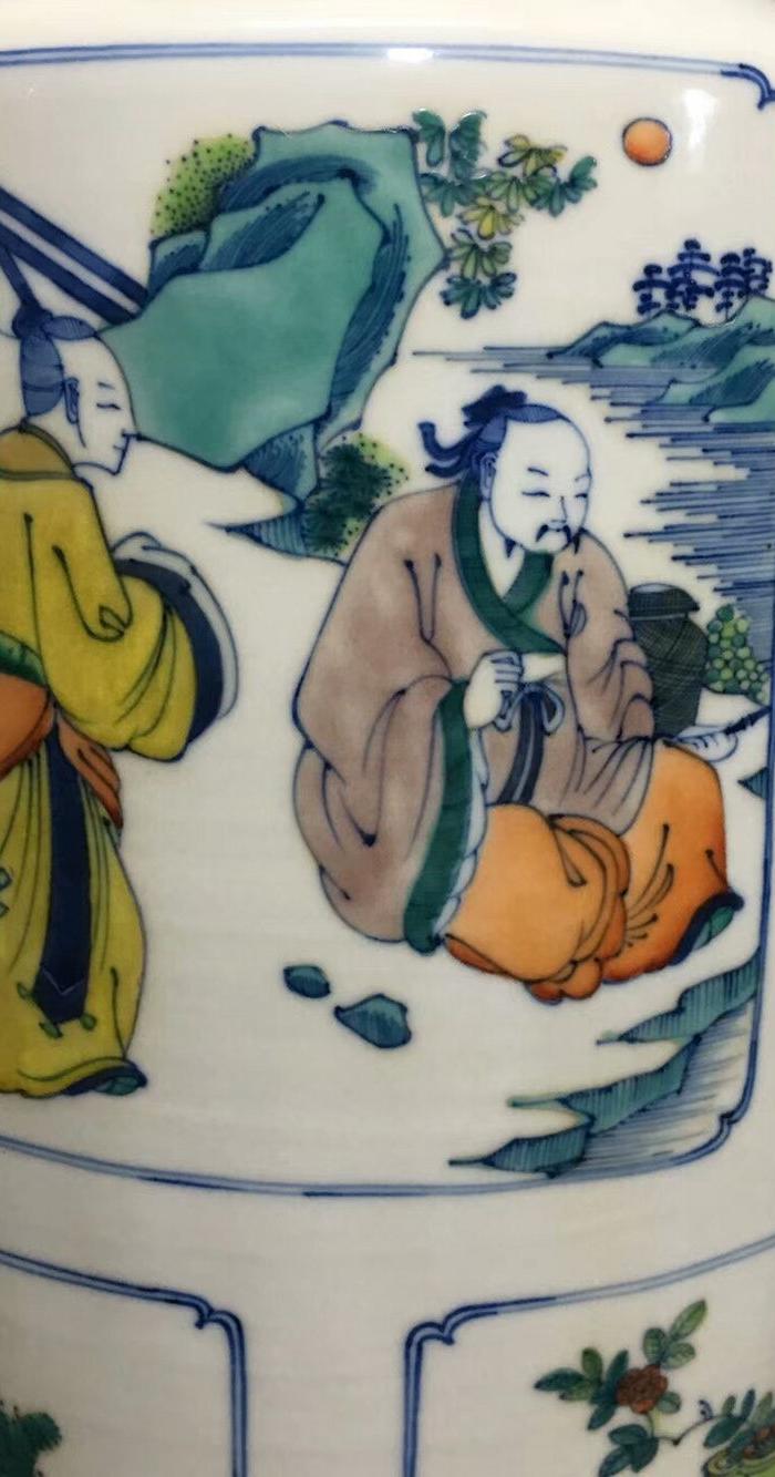 康熙 斗彩人物棒槌瓶