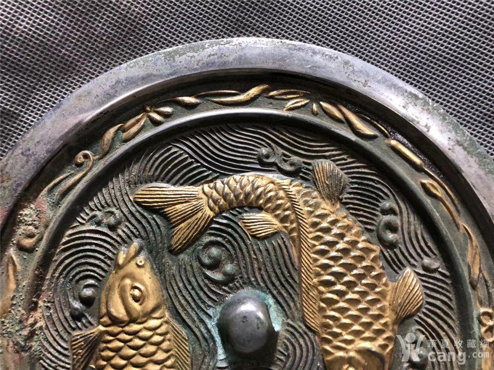 辽代双鱼铜镜