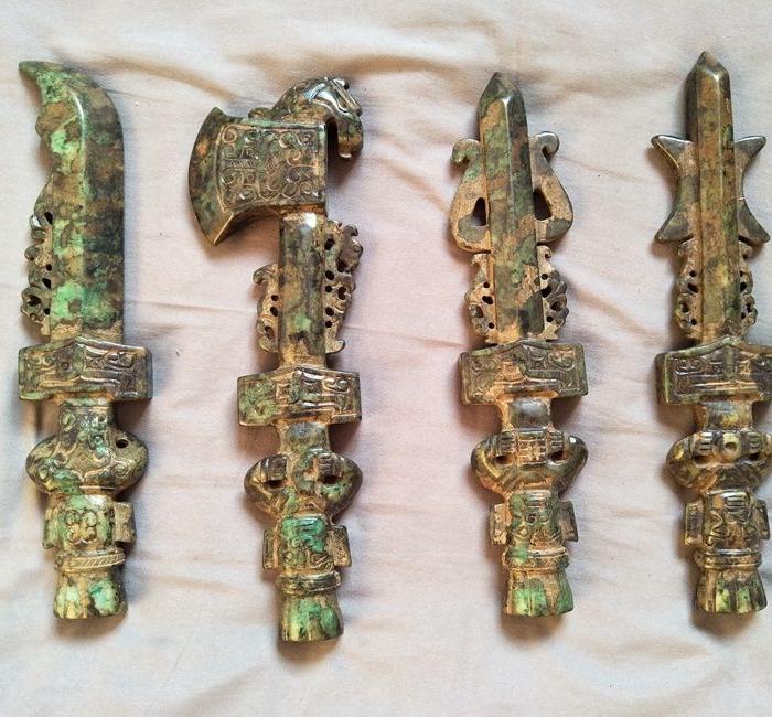 双耳瓜棱铜香炉图片_来自藏友中联古玩_玉器_地摊交易_华夏收藏网