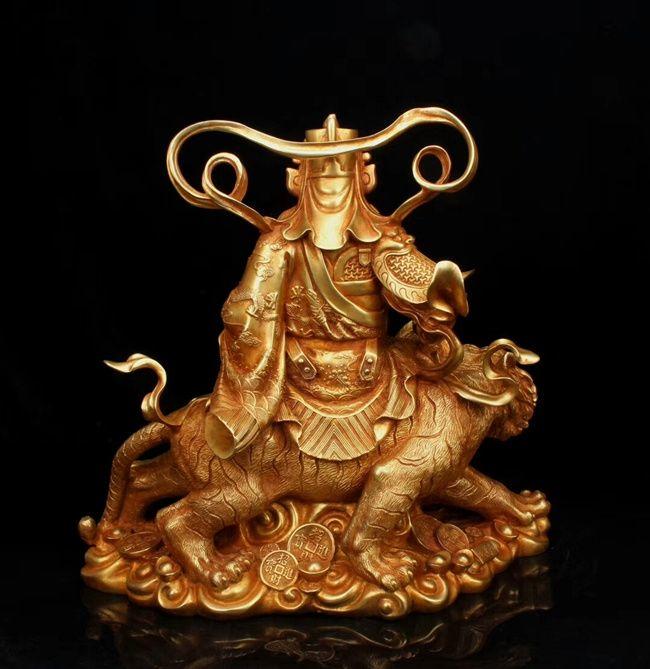 明代精铸铜胎鎏金财神赵公明骑虎像