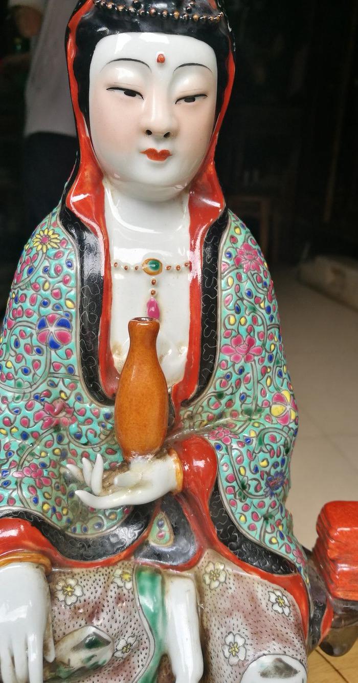 民国名家曾龙升粉彩童子观世音菩萨瓷器