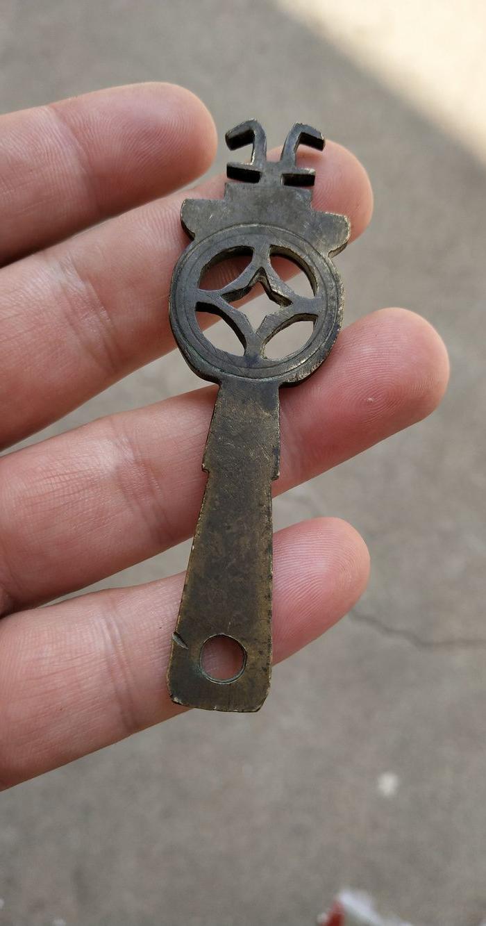 清代特殊钥匙一个