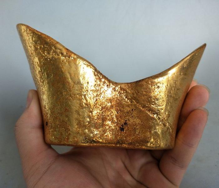 乡下收的明代万历五十两金元宝