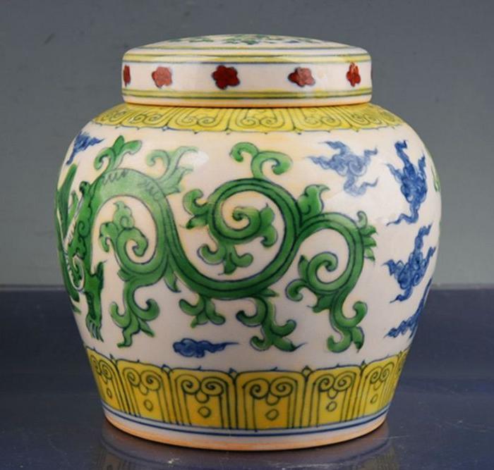 大明成化年制斗彩草龙纹天字罐 古玩古董古瓷器老货收藏