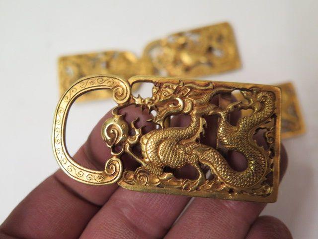黄金腰带扣,纯金实力买家密