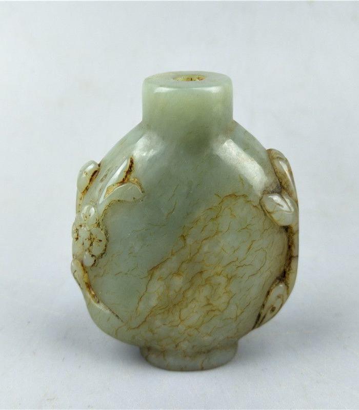 和田玉鼻烟壶