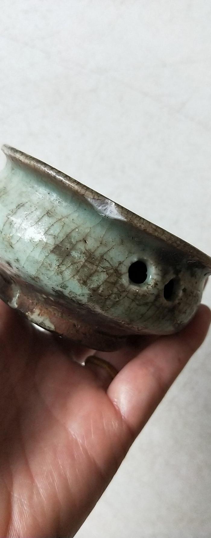 明代龙泉窑油灯
