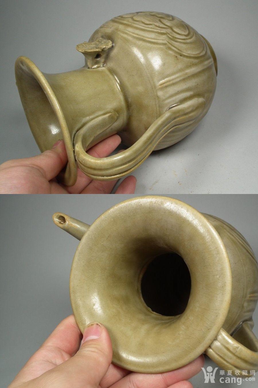 北宋越窑青瓷划花卉双耳大执壶    品相完整  北宋越窑的大执壶  尺寸