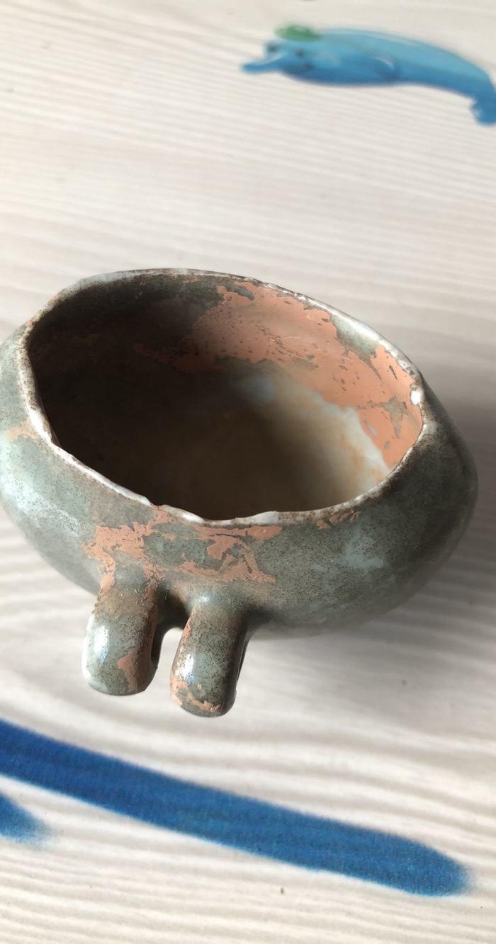 精品清代豆青釉鸟食罐