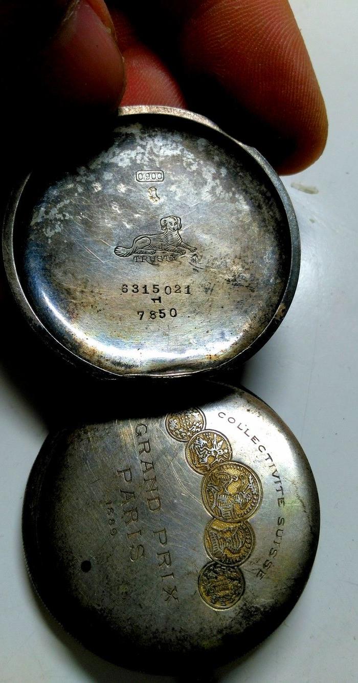 卧狗标识,纯银标百年银壳怀表