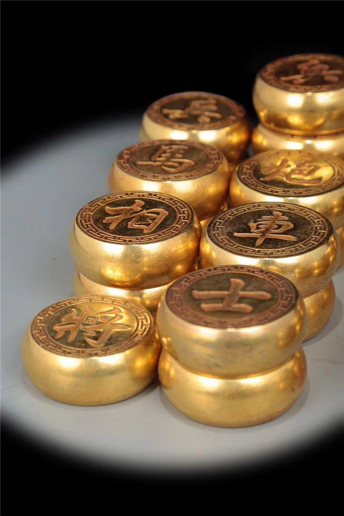 明代铜鎏金象棋一副