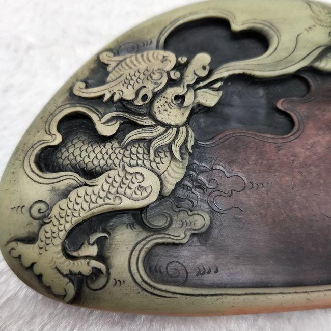 紫袍玉带雕龙砚台