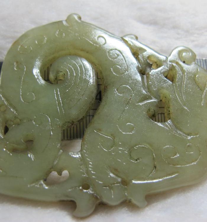 游丝毛雕和田玉龙佩