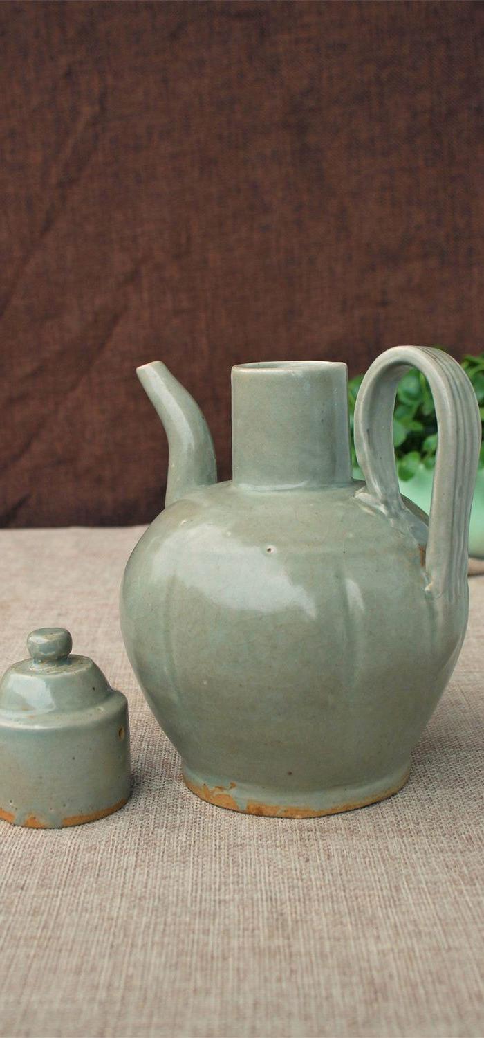 年代:宋代 艺术类别:单色釉                 