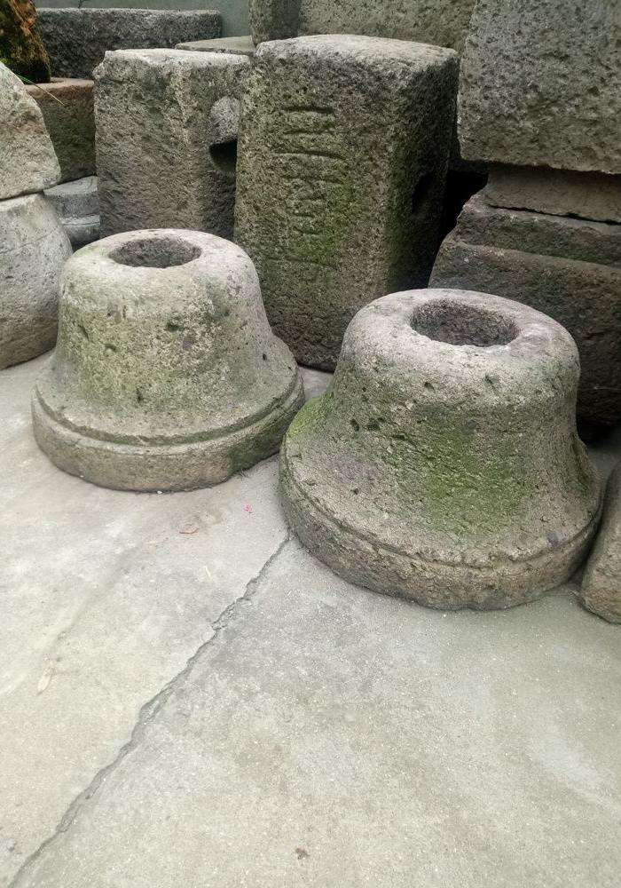 江啸堂 藏品 古玩 清代圆旗杆石1对老石头庭院石摆件 古董