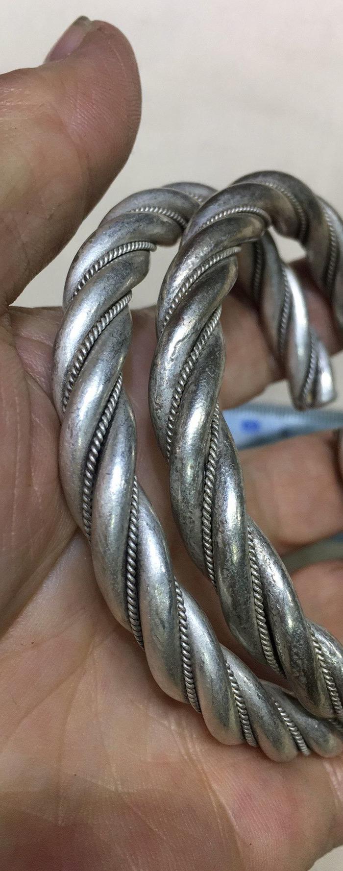 麻花纹银手镯一对