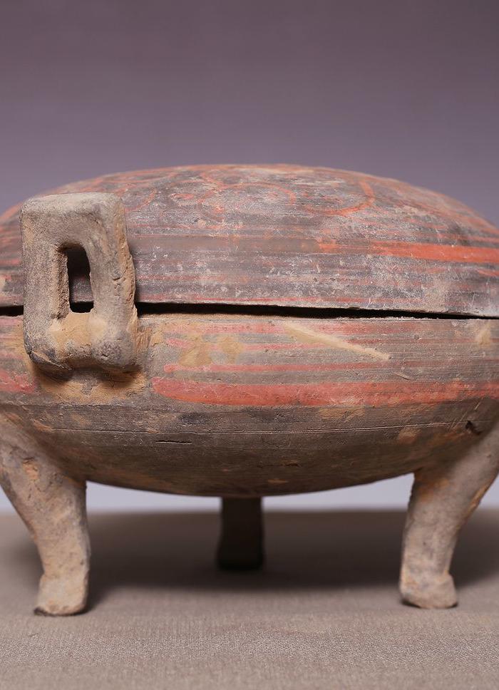 已鉴定 *彩绘陶鼎 jz417