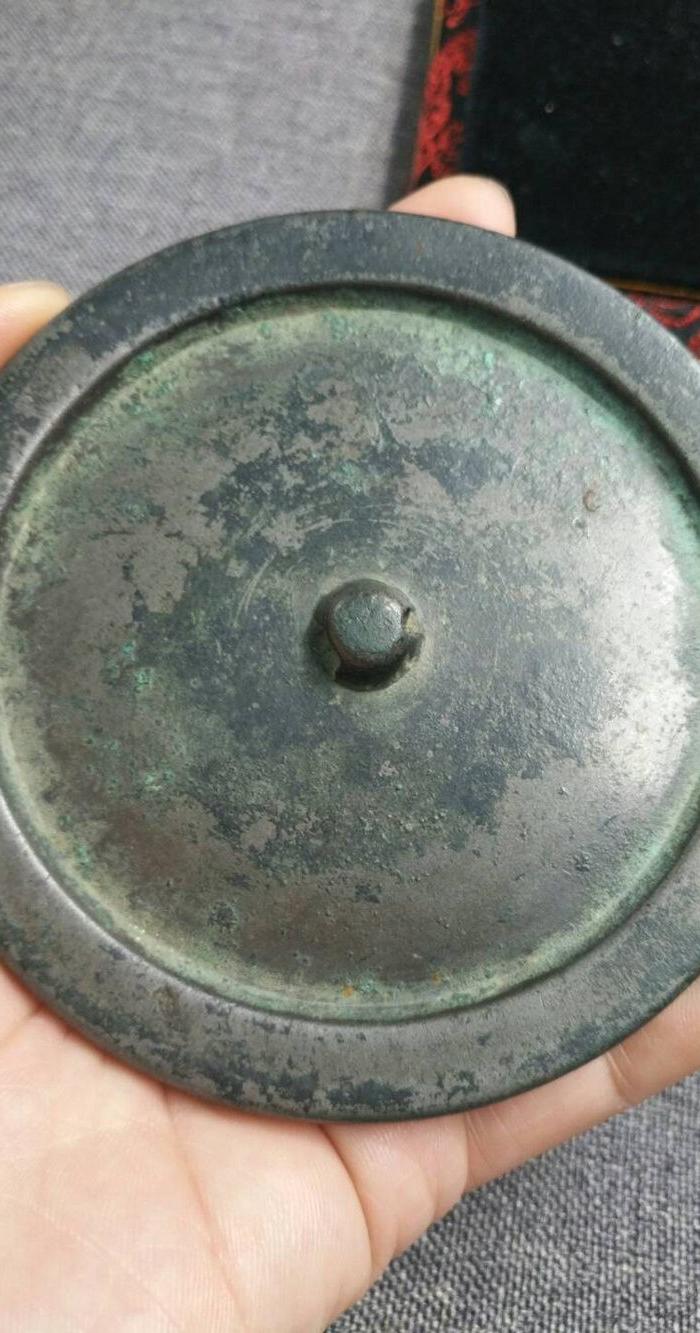 明代素面弦纹铜镜.