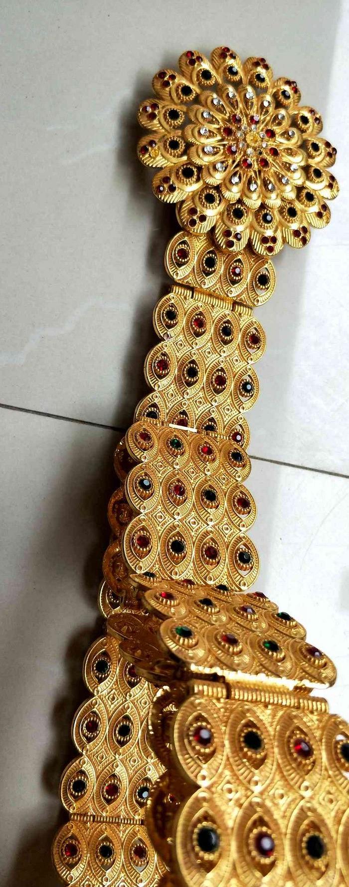 清代镶嵌宝石金腰带